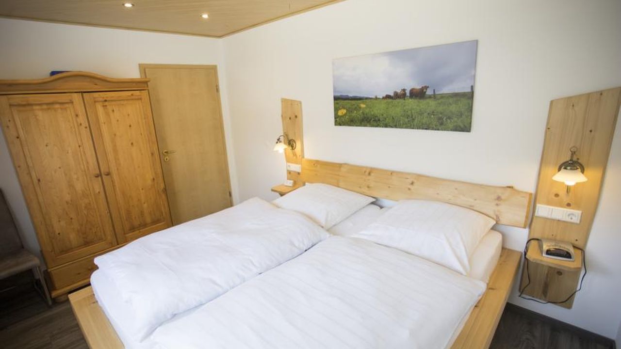 Gerwenshof, Familie Schmidt - Ferienwohnung Milchkammer - Niedersorpe Schmallenberger Sauerland Gerwenshof, Familie Schmidt - Ferienwohnung Milchkammer - Niedersorpe Schmallenberger Sauerland